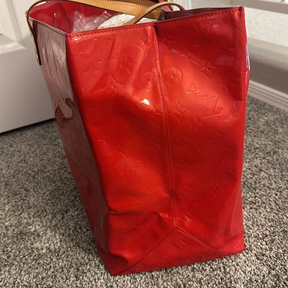 Louis Vuitton Travel Bag - Picture 4 of 16